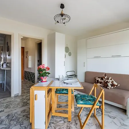 L'also Apartment *