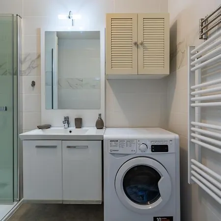 L'also Apartment *